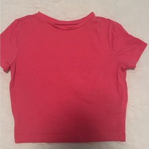 pink crop top tee